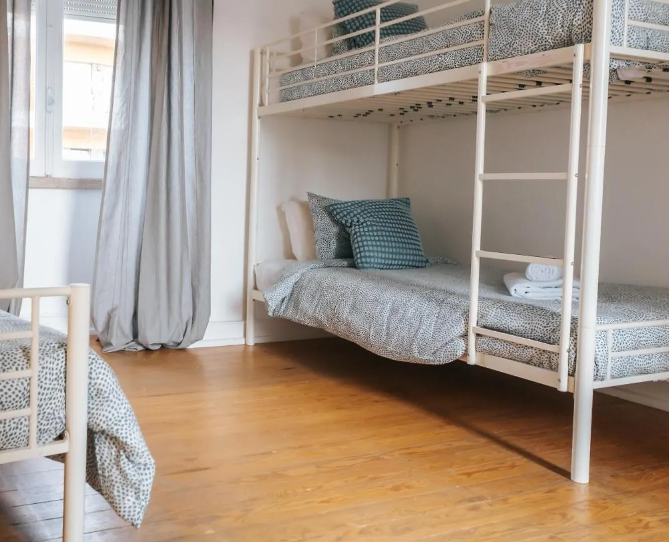 Homestay Aquilla Family Room 307 Lisbon