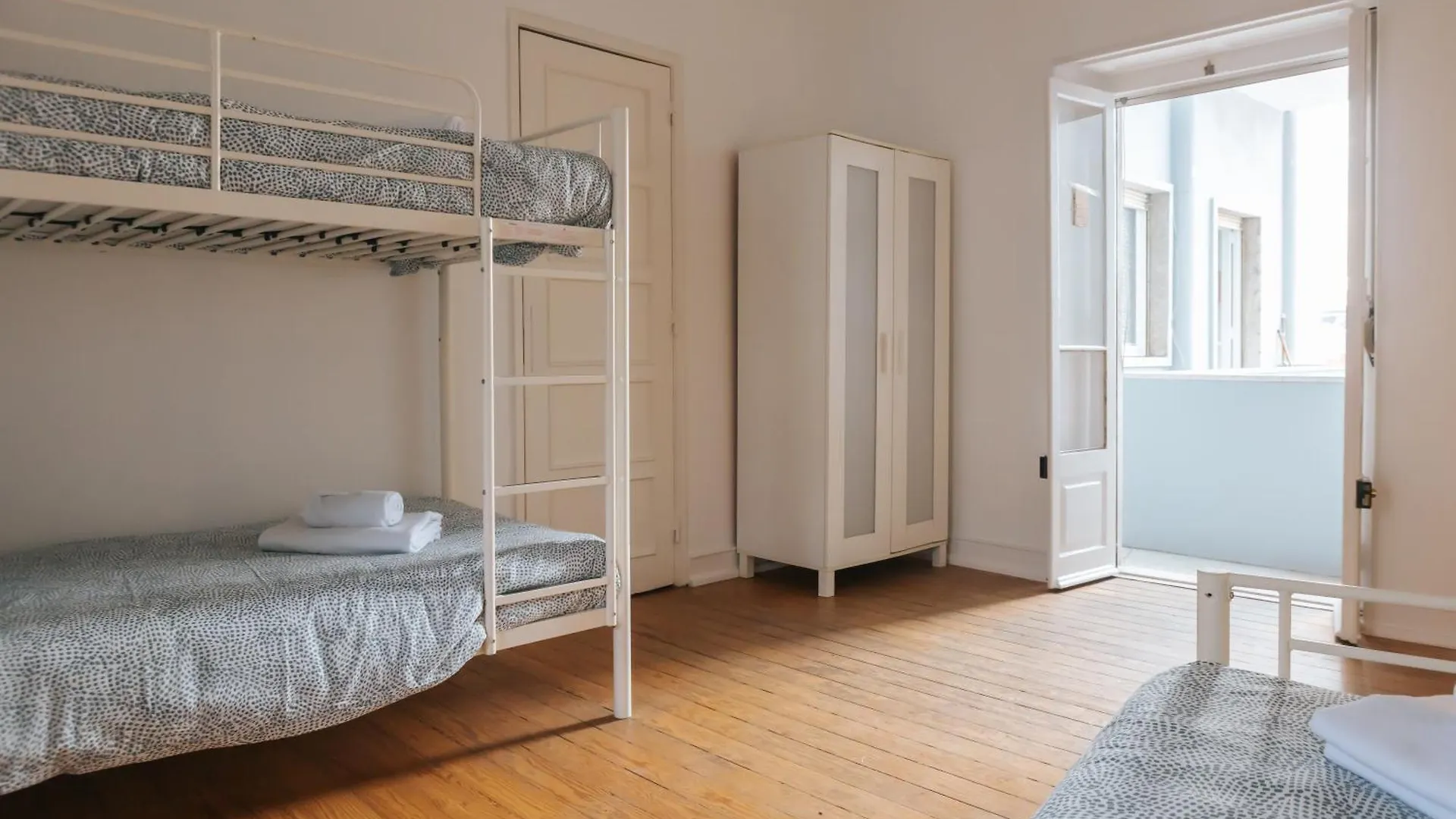 Aquilla Family Room 307 Lisbon